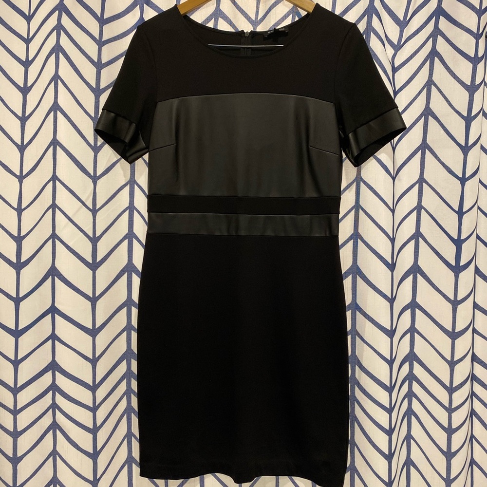 Kenneth Cole New York Dress w/ Back Zipper